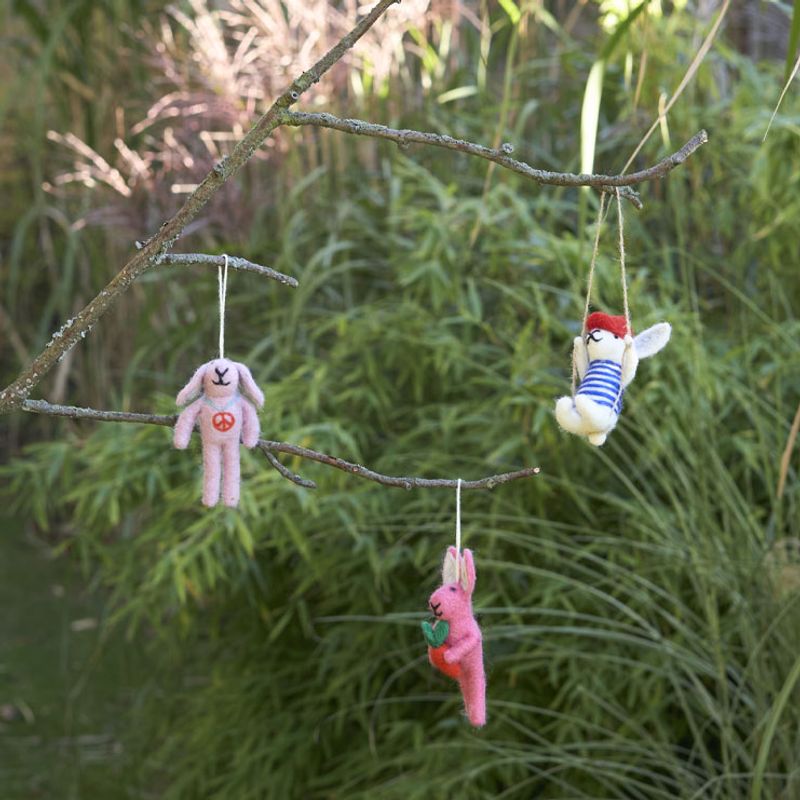 Aveva - Little Hangings - Rabbit carrot