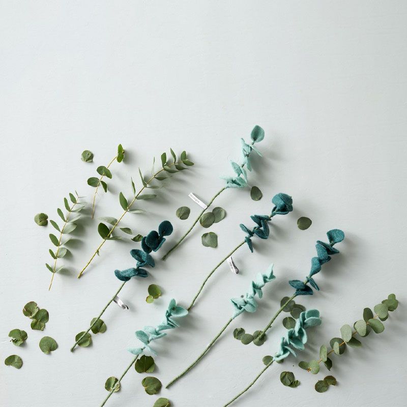 Aveva - Endless flower - Eucalyptus silver-green